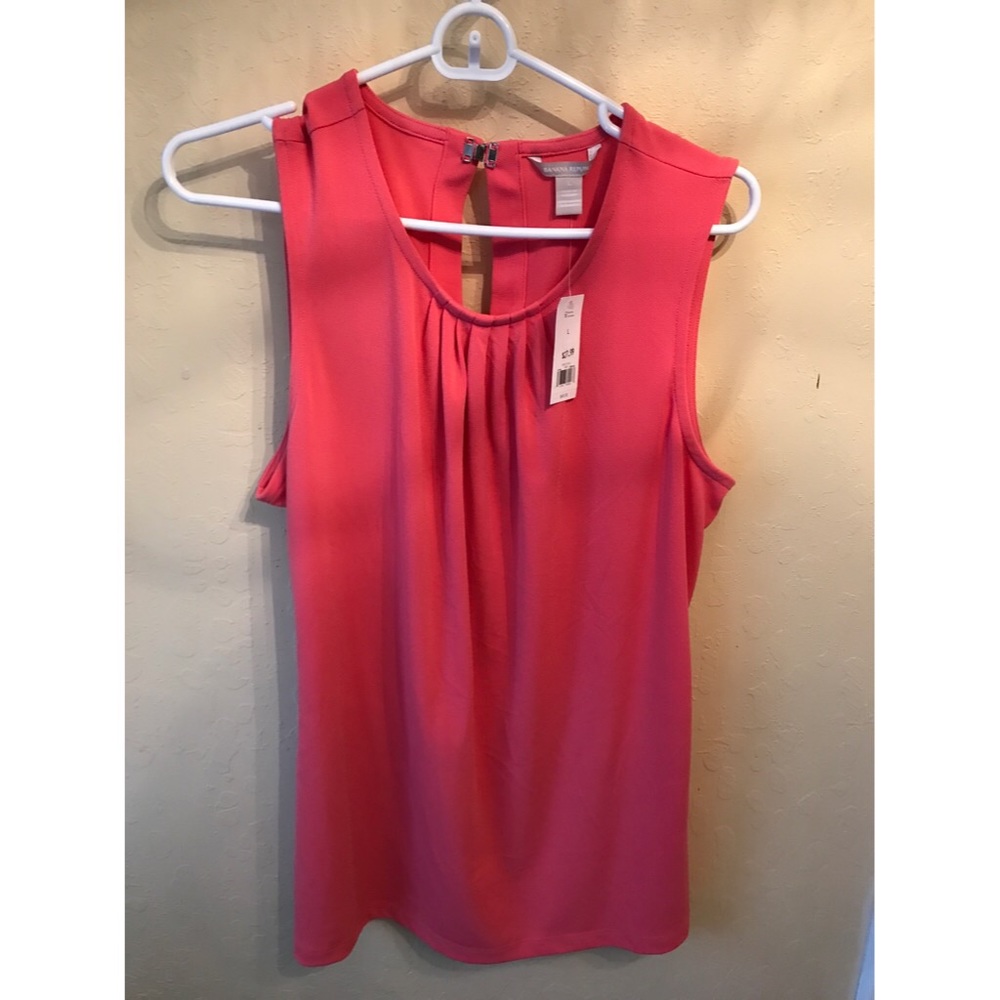 NWT Sleeveless Banana Republic Dress Shirt